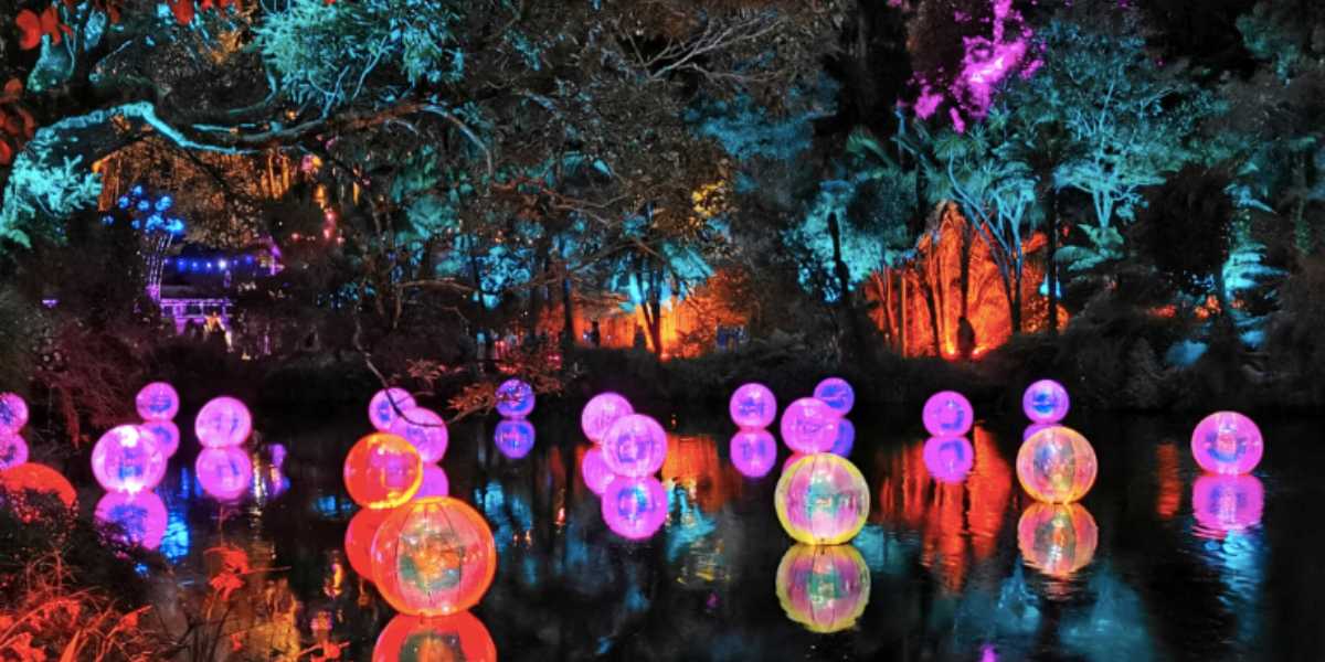 Espectáculo de luces y esferas Madrid Río Fechas Horario